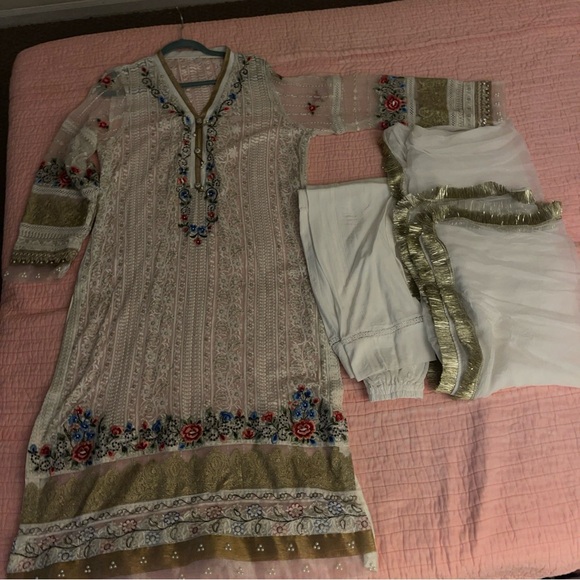 Pakistani Ruzal white/multicolor Slip Dress Fancy Formal party / Wedding Suit - Picture 9 of 17